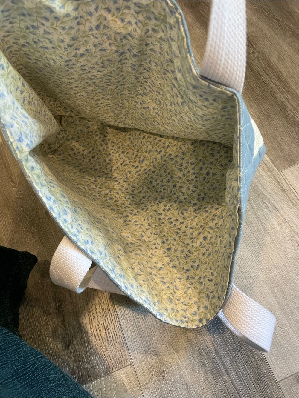 Handmade patchwork quilted tote bag - Picture 4 of 4